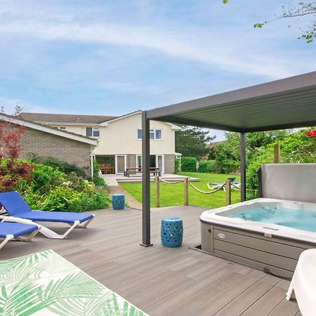 Ladywell Croyde - Super Stylish Large Home With Pool Table, Woodburner, Pizza Oven And Hot Tub Option, Sleeps 12 المظهر الخارجي الصورة