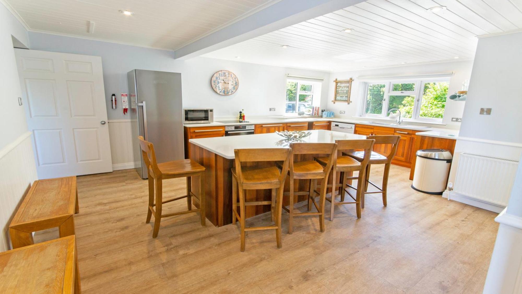 Ladywell Croyde - Super Stylish Large Home With Pool Table, Woodburner, Pizza Oven And Hot Tub Option, Sleeps 12 المظهر الخارجي الصورة